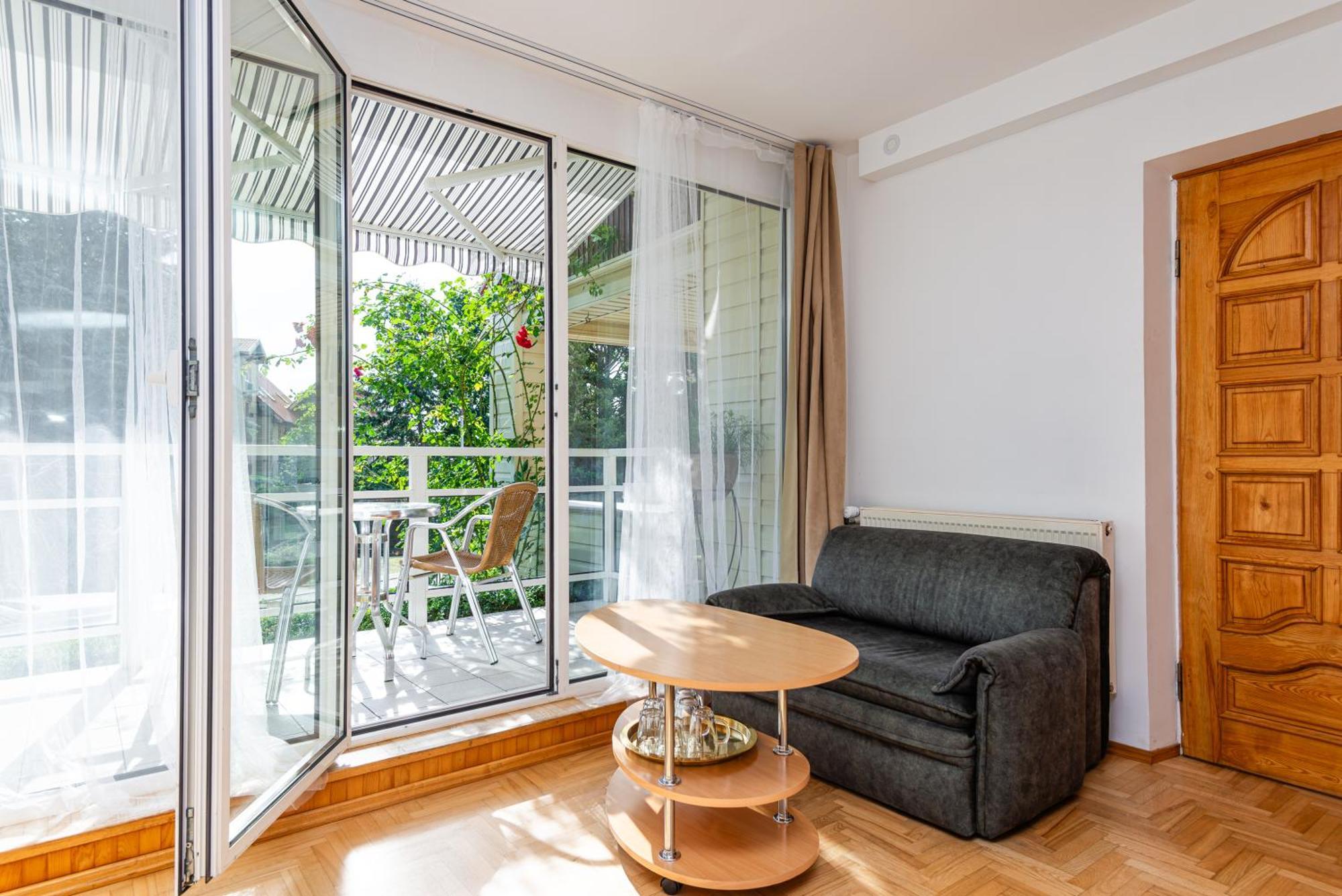 Pas Juste Apartment Nida Exterior photo